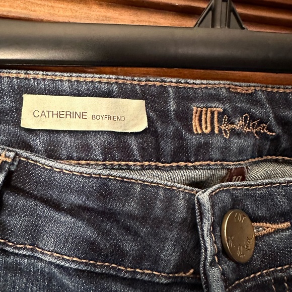 Kut from the Kloth Catherine Boyfriend jeans dark wash size 10 - Picture 3 of 8